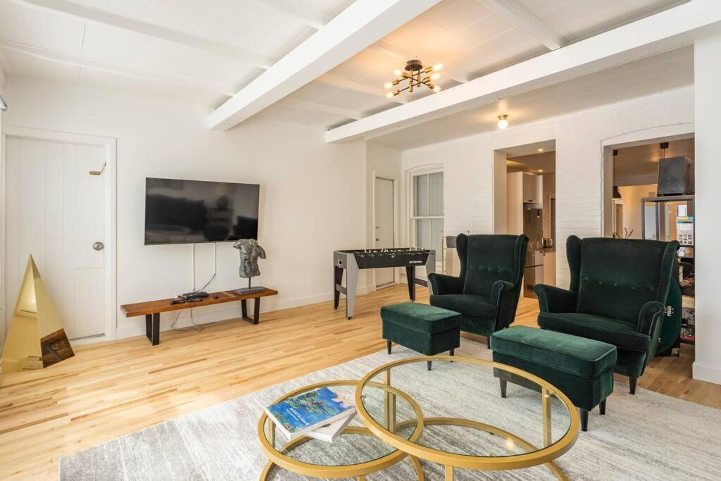 Charm & Luxury Vacation Headquarters To Downtown! Apartment Montreal Bagian luar foto